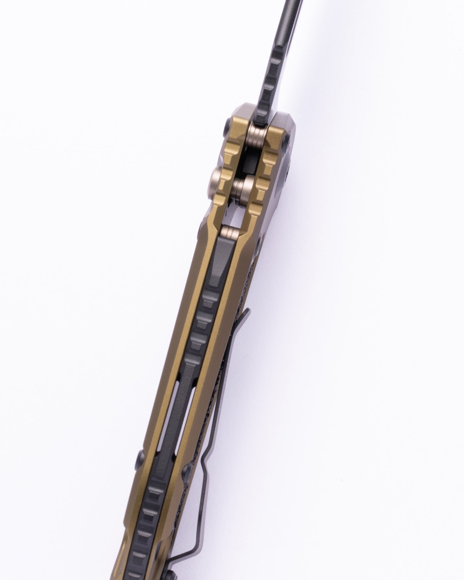 1136-2od_03.jpg Microtech LUDT Gen III Black PS OD Green - Detail