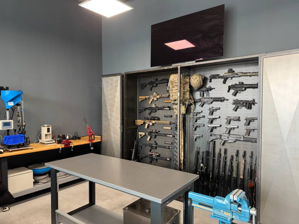 Shop and gunsmithing location in Varna