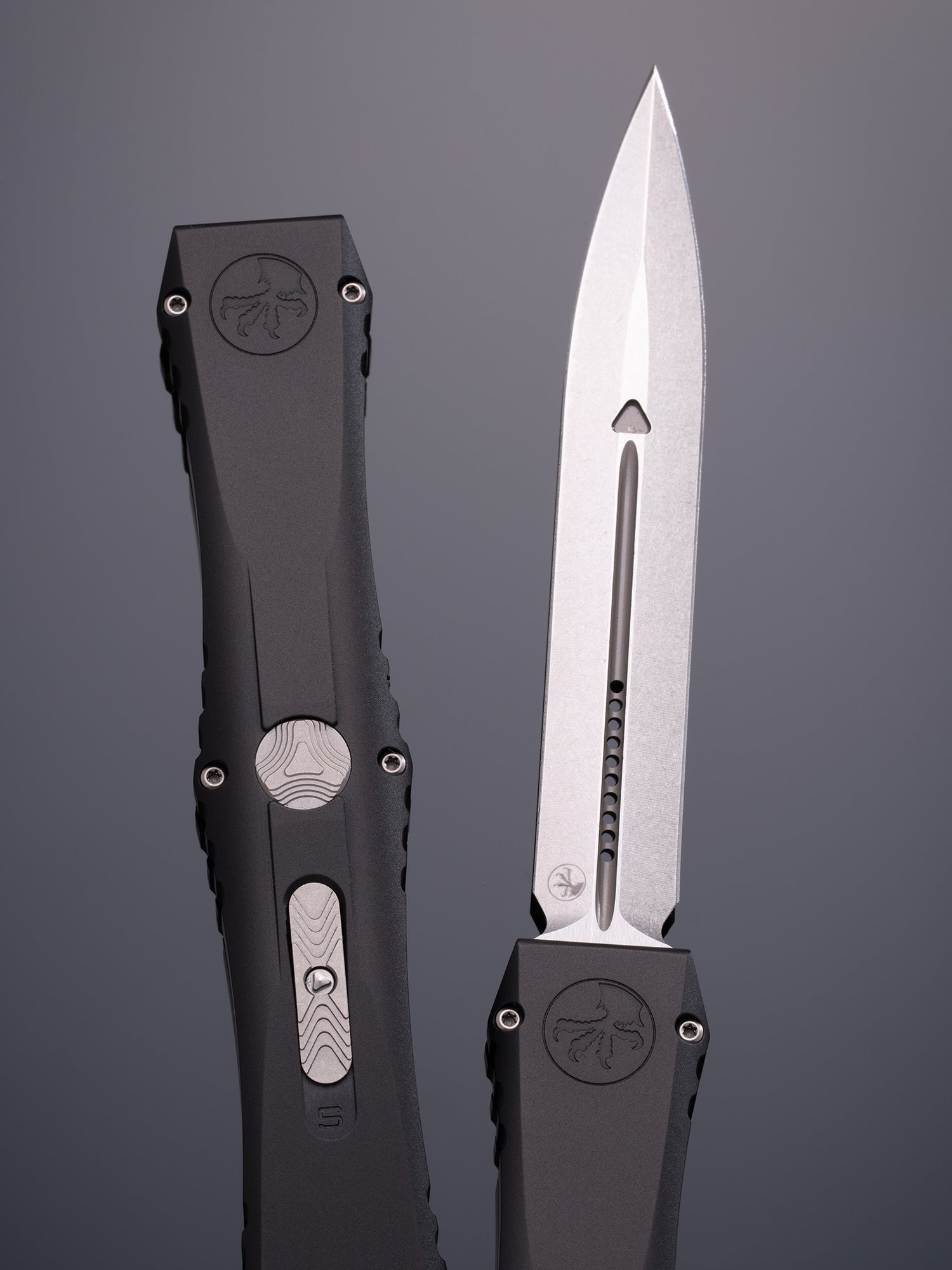 nemesis-7098.jpg Microtech Nemesis IV D/E Marfione Select Stonewash - Detail
