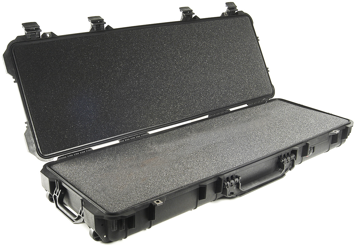 pelican-hard-gun-rifle-ar15-transport-case.jpg PELI 1720 Protector Long Case transport view